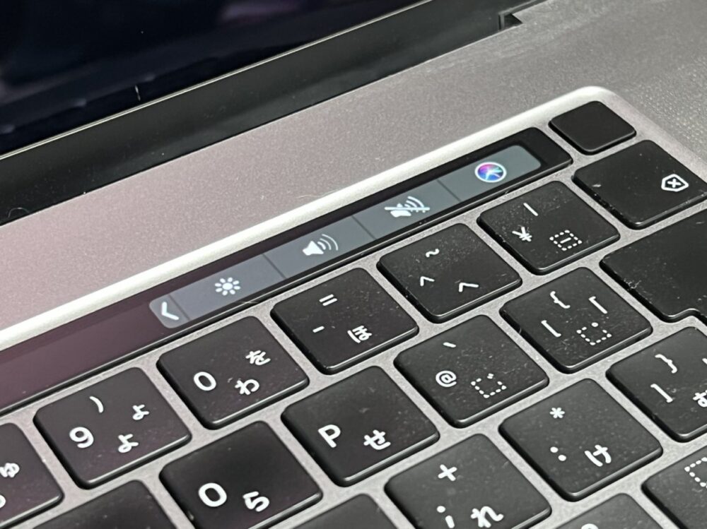 MacBook Pro　タッチバー
